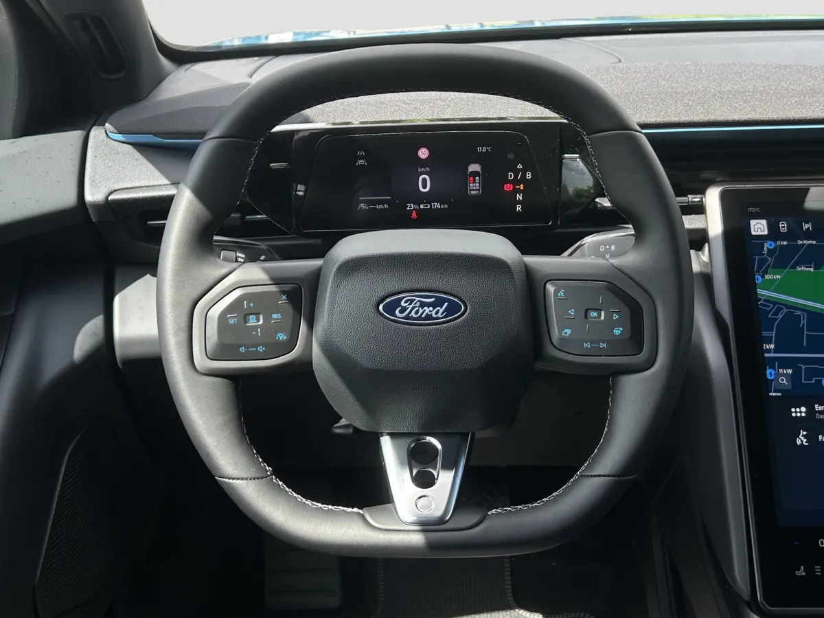 Collection Extended Range RWD | 360 Camera | Winterpack | Elektr. Stoelen Met Geheugen | CarPlay |