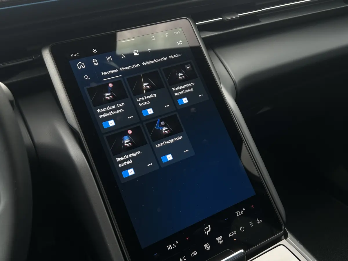 Collection Extended Range RWD | 360 Camera | Winterpack | Elektr. Stoelen Met Geheugen | CarPlay |