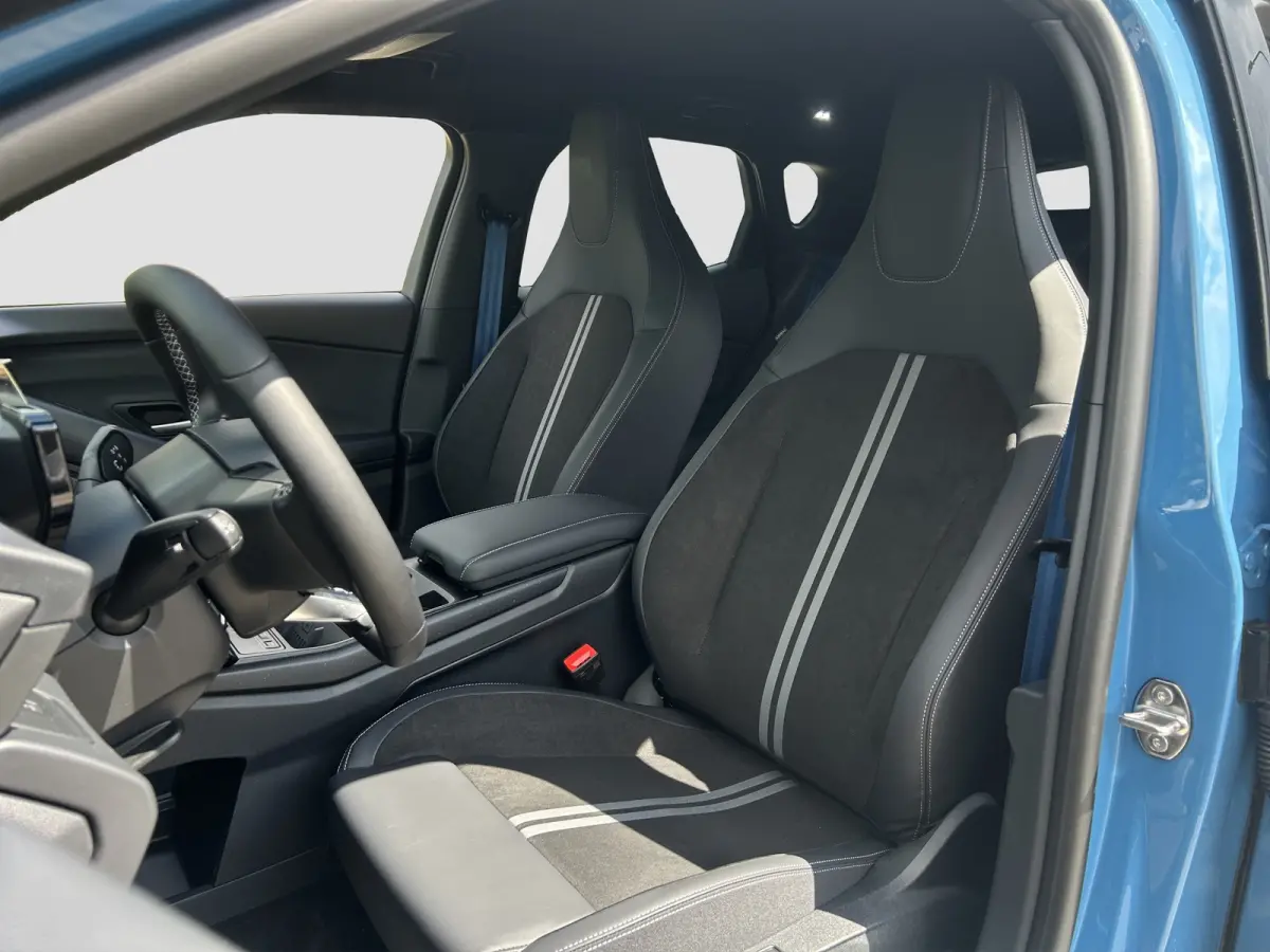 Collection Extended Range RWD | 360 Camera | Winterpack | Elektr. Stoelen Met Geheugen | CarPlay |