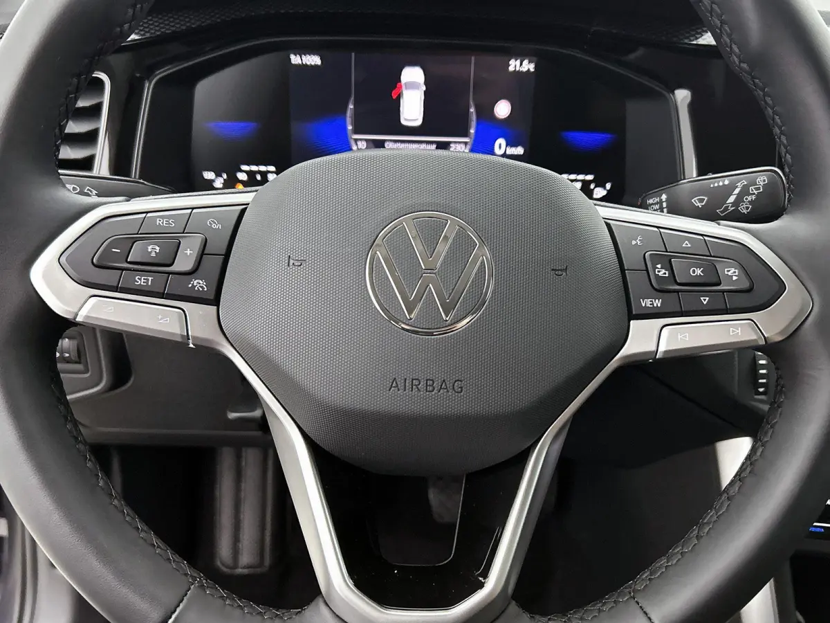 1.0 TSI Life Edition 95pk | Navigatie | Draadloze Apple carplay | Adaptieve Cruise Control | Travel assist | Parkeersensoren voor en achter | Achteruitrij camera | Stoelverwarming voor | Cli