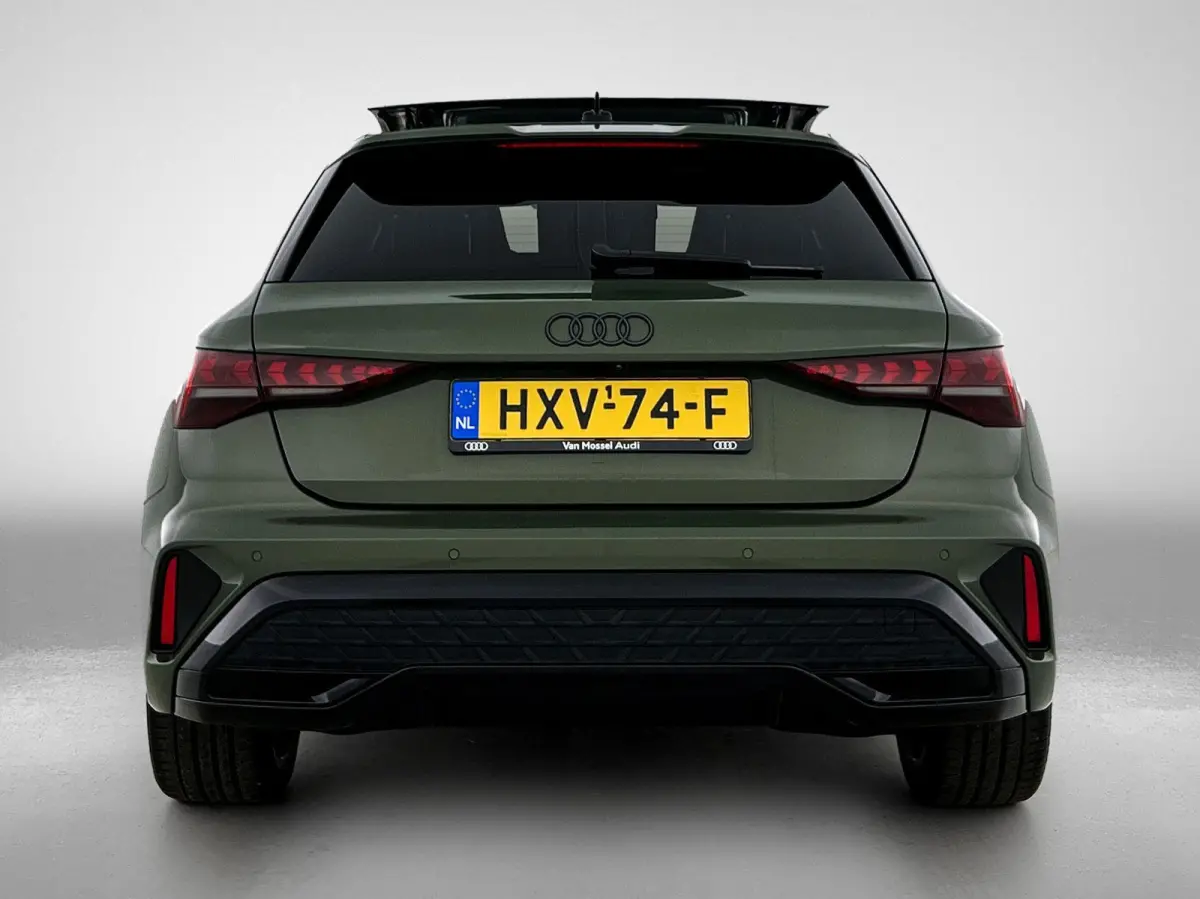 45 TFSI e S edition Competition 272 PK | S-line | Automaat | Panoramadak | Camera | Adaptive Cruise Control | SONOS Premium | Head-up display | Lichtmetalen velgen | Leder met Audi Sport Sti
