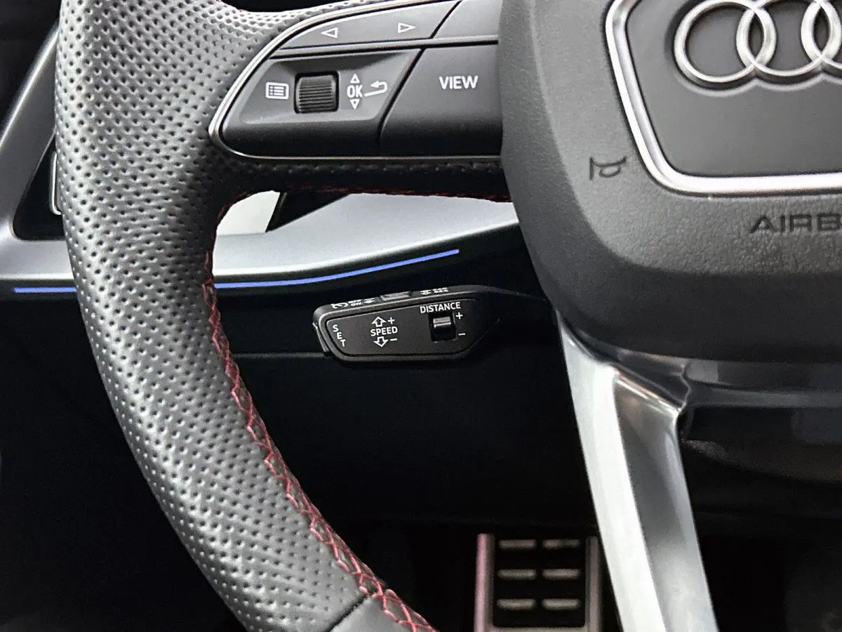 45 TFSI e S edition Competition 272 PK | S-line | Automaat | Panoramadak | Camera | Adaptive Cruise Control | SONOS Premium | Head-up display | Lichtmetalen velgen | Leder met Audi Sport Sti