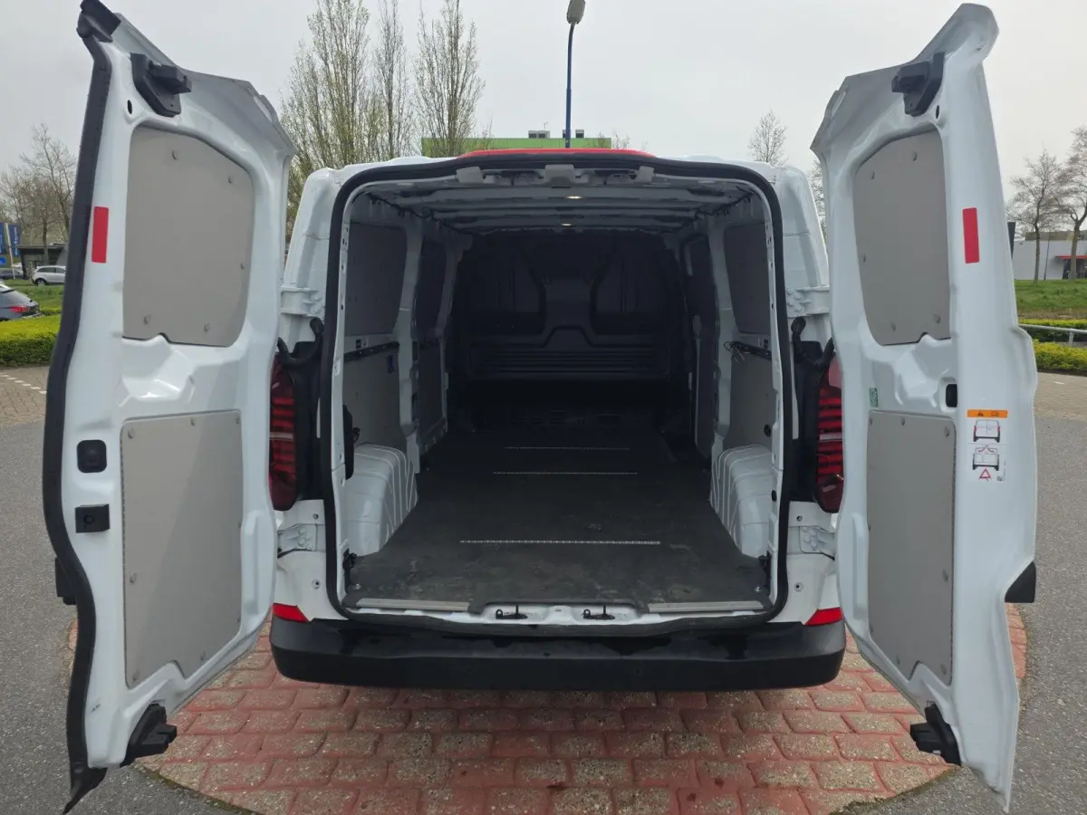 2.0 TDI L2H1 150pk TDI | A.Camera | PDC V+A | Airco | LED |