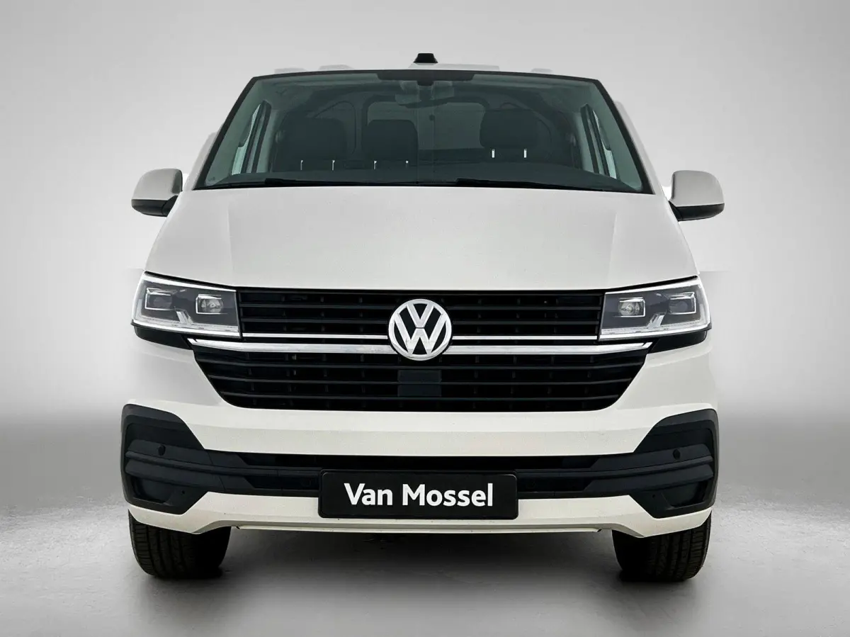 2.0 TDI L1H1 150 PK Automaat | Radio | Camera | Bijrijdersbank | Navigatie | Adaptive cruise control | Parkeerhulp vóór en achter | Digital cockpit | App-connect |