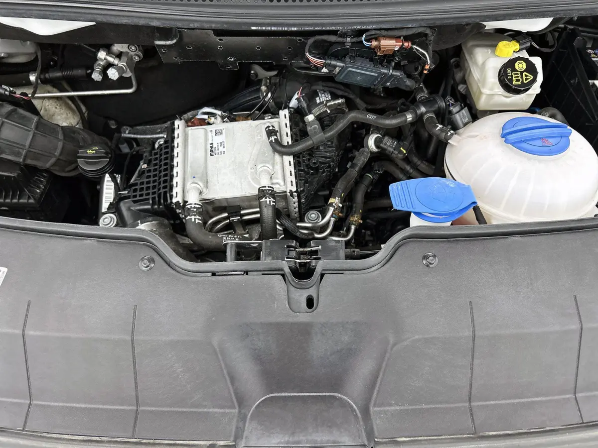 2.0 TDI L1H1 150 PK Automaat | Radio | Camera | Bijrijdersbank | Navigatie | Adaptive cruise control | Parkeerhulp vóór en achter | Digital cockpit | App-connect |