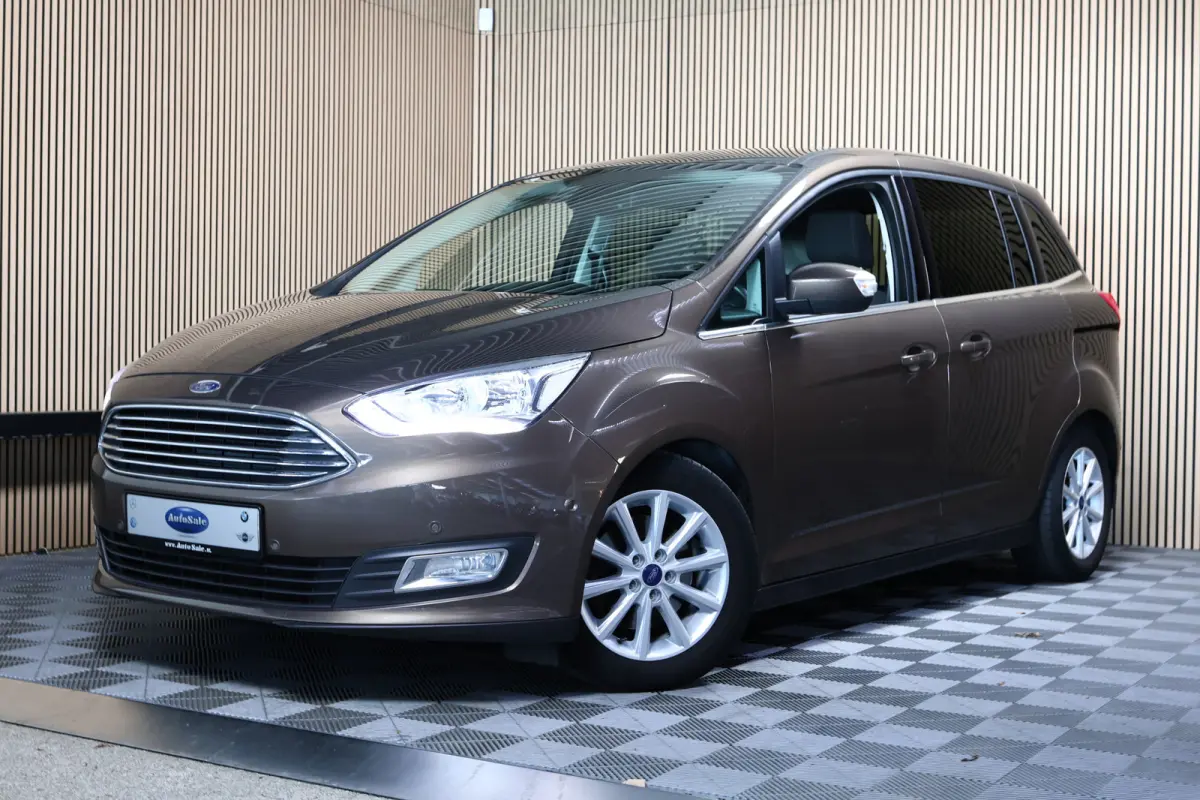 1.5 Titanium AUTOMAAT NAVI STOELVW KEYLS PDC CRUISE BT '17