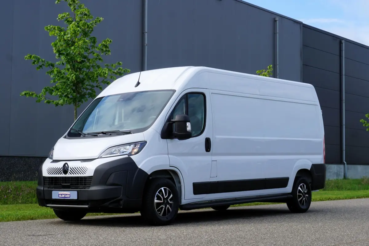 2.2 BlueHDi 140 S&S L3H2 3.5t in Topstaat |Betimmering |Standkachel |Groot scherm |Camera |Cruise |Navi |2e airbag |Stoelverwarming |3500 KG |Keyless entry en start