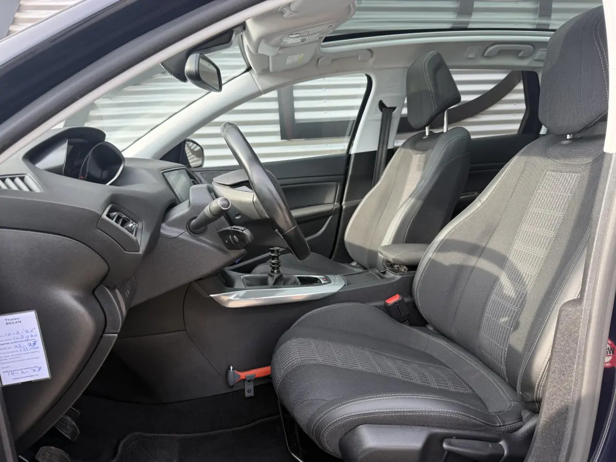 1.2 PureTech Allure 2e Eigenaar|Navi|Clima|Pano|Cruise|Carplay|PDC V+A|D-riem vv in 2024|N.A.P|APK tot 02-2027