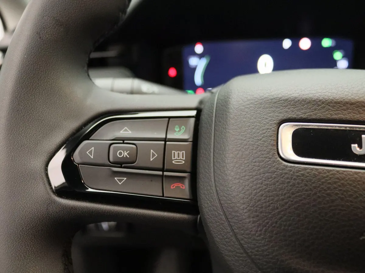 4xe 240 Plug-in Hybrid Upland | 360° Camera | Stoelverwarming | Climate control | Navigatie