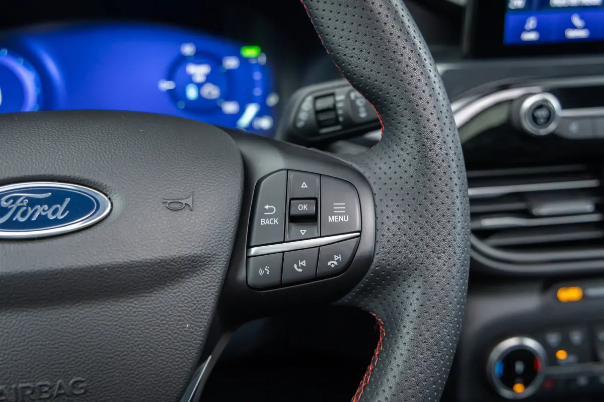 2.5 Plug-In Hybrid ST-Line X | Pano-dak | AGR-stoel | Elektr. Trekhaak | Camera V+A | B&O audio | Winter-pack | Half Leder | Elektr. Klep | Full LED