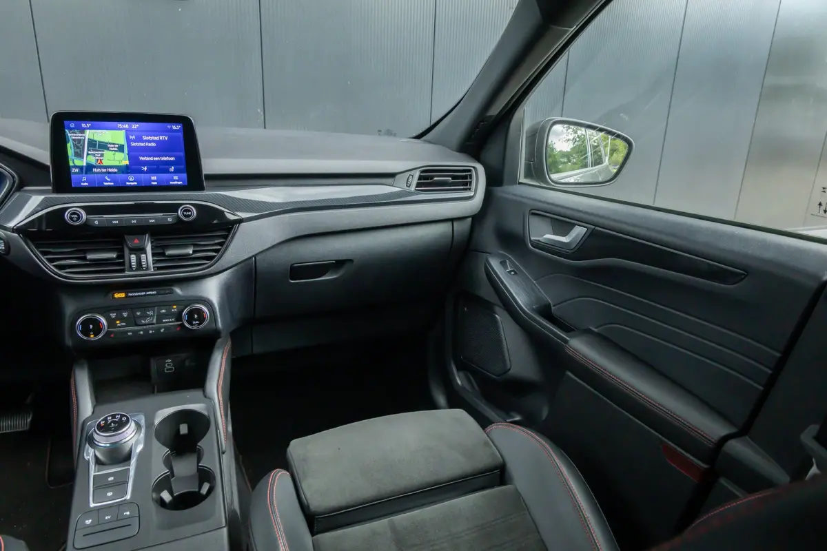 2.5 Plug-In Hybrid ST-Line X | Pano-dak | AGR-stoel | Elektr. Trekhaak | Camera V+A | B&O audio | Winter-pack | Half Leder | Elektr. Klep | Full LED