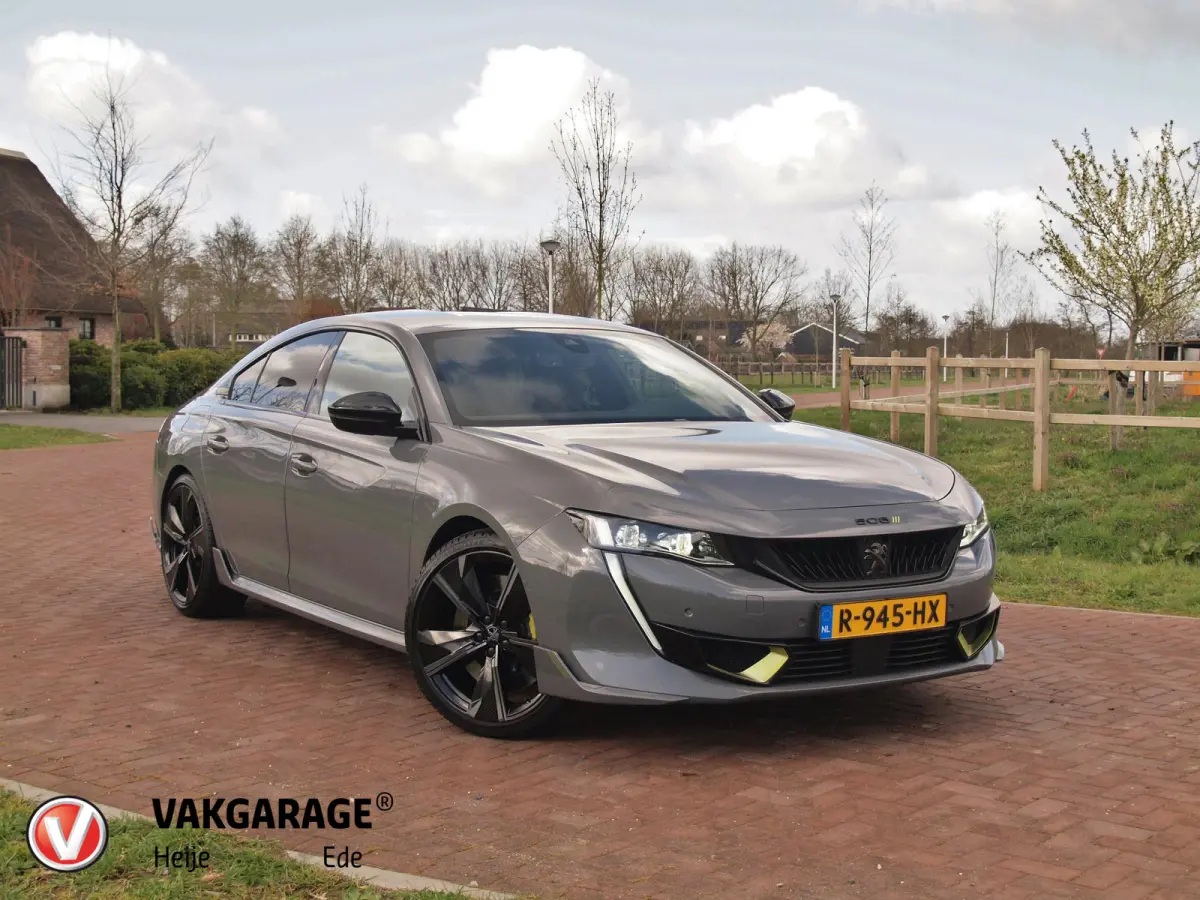 1.6 HYbrid Peugeot Sport Engineered | 360 Camera | 360 PK | NL-Auto | Gris Sellenium | Stoelverwarming |