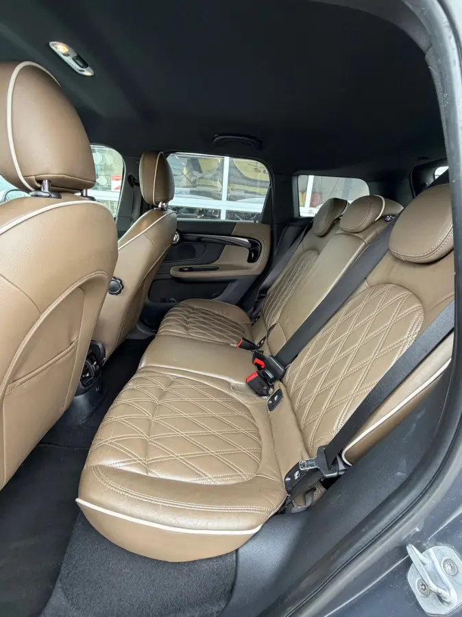 1.5 Cooper ALL4 Pepper / leder / xenon / navi