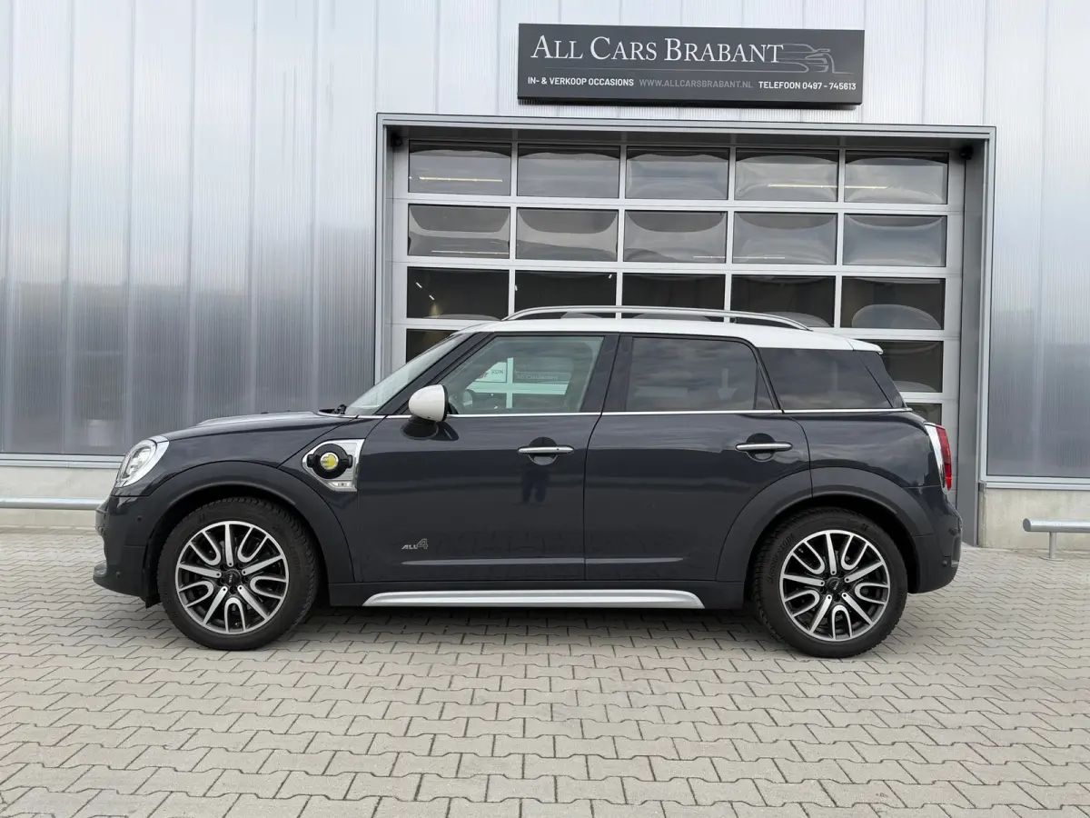 1.5 Cooper ALL4 Pepper / leder / xenon / navi