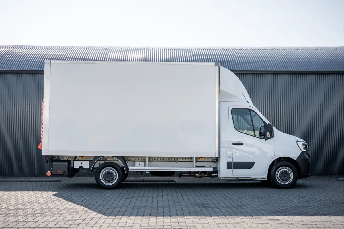 2.3dCi | Bakwagen met Laadklep | LED | Carplay | Camera | Cruise