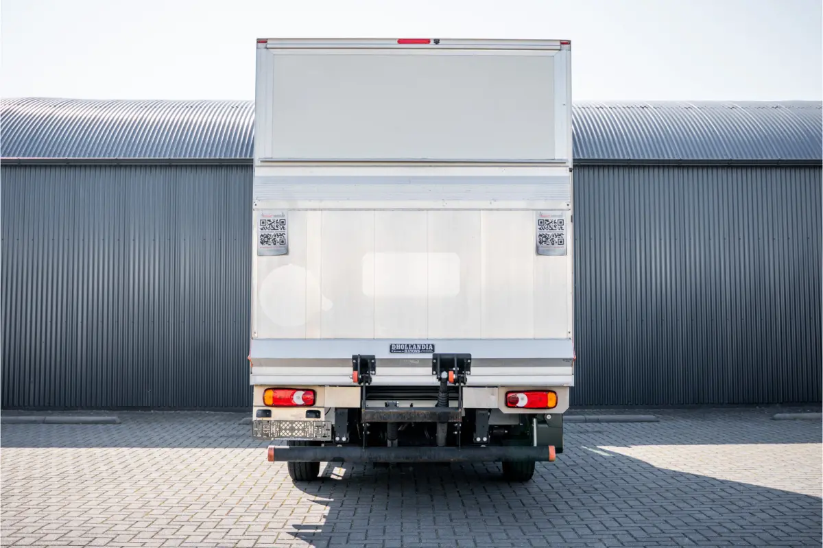 2.3dCi | Bakwagen met Laadklep | LED | Carplay | Camera | Cruise