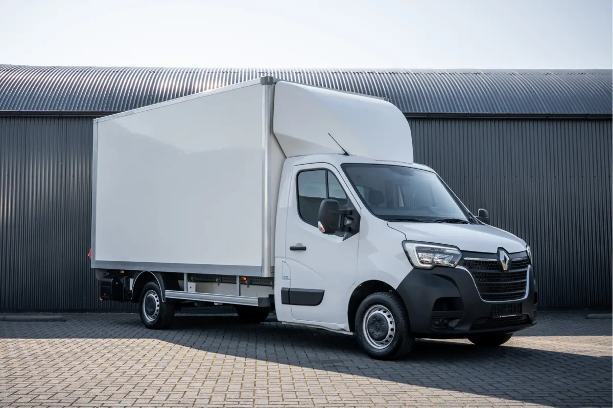 2.3dCi | Bakwagen met Laadklep | LED | Carplay | Camera | Cruise