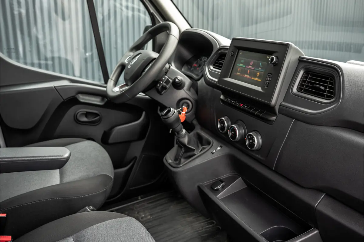 **2.3dCi | Bakwagen met Laadklep | LED | Carplay | Camera | Cruise**