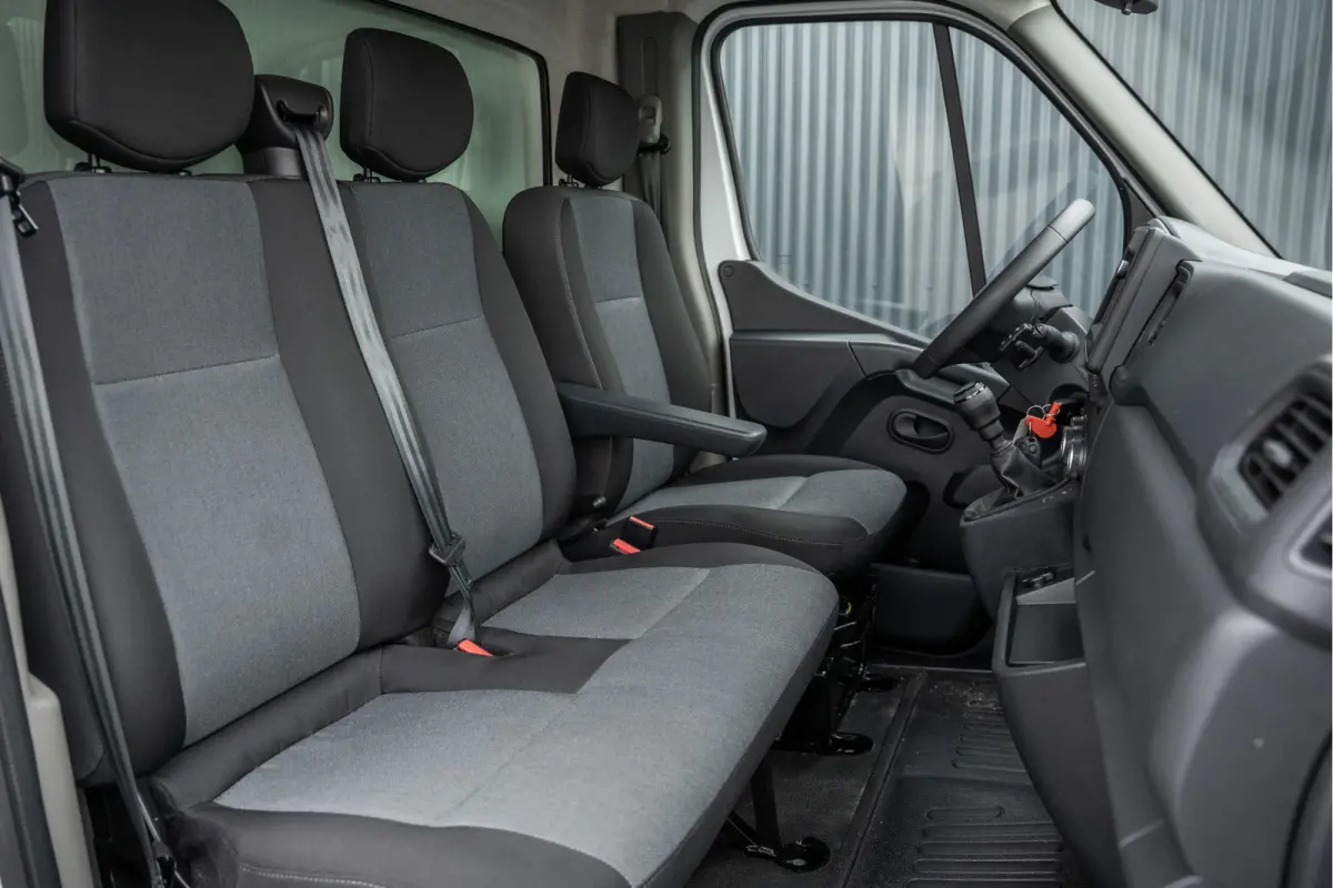 **2.3dCi | Bakwagen met Laadklep | LED | Carplay | Camera | Cruise**