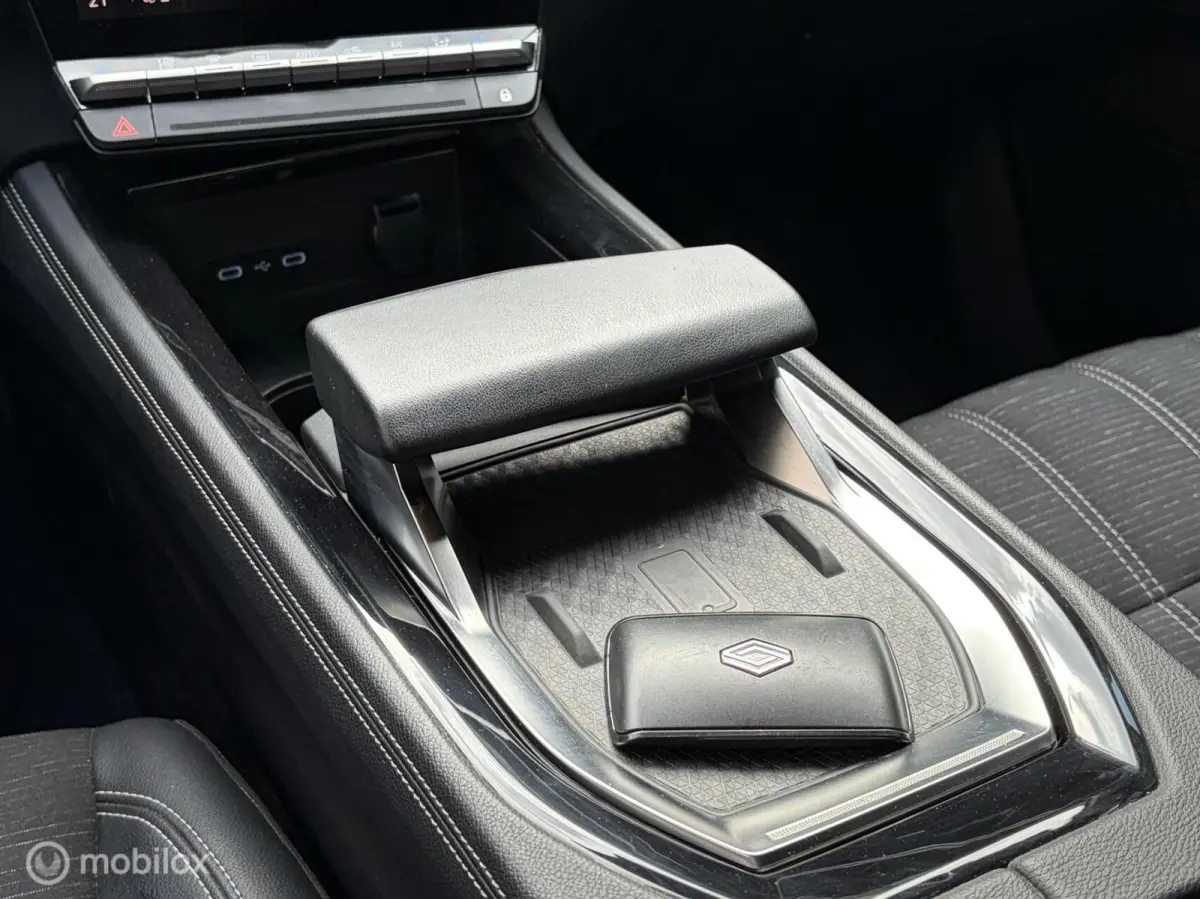 1.2 E-Tech Hybrid 160 Techno 22.059 KM!! Automaat / FM nav / VOL!!