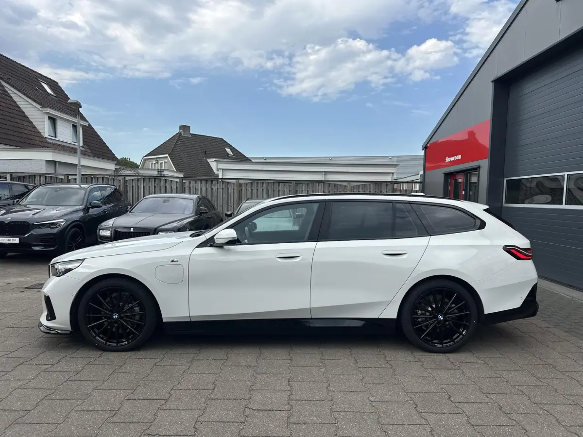 530e xDrive M-Sport