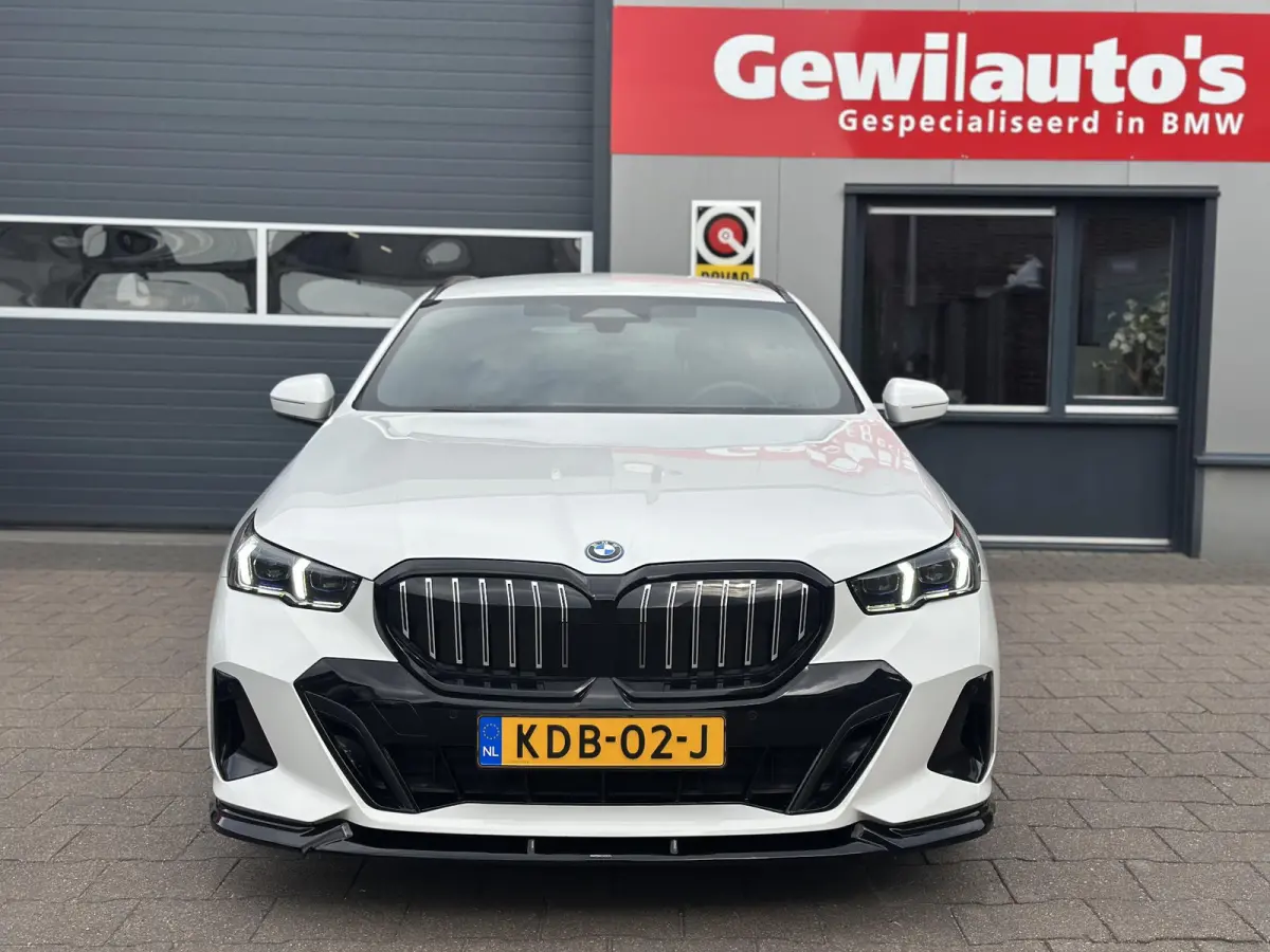 530e xDrive M-Sport