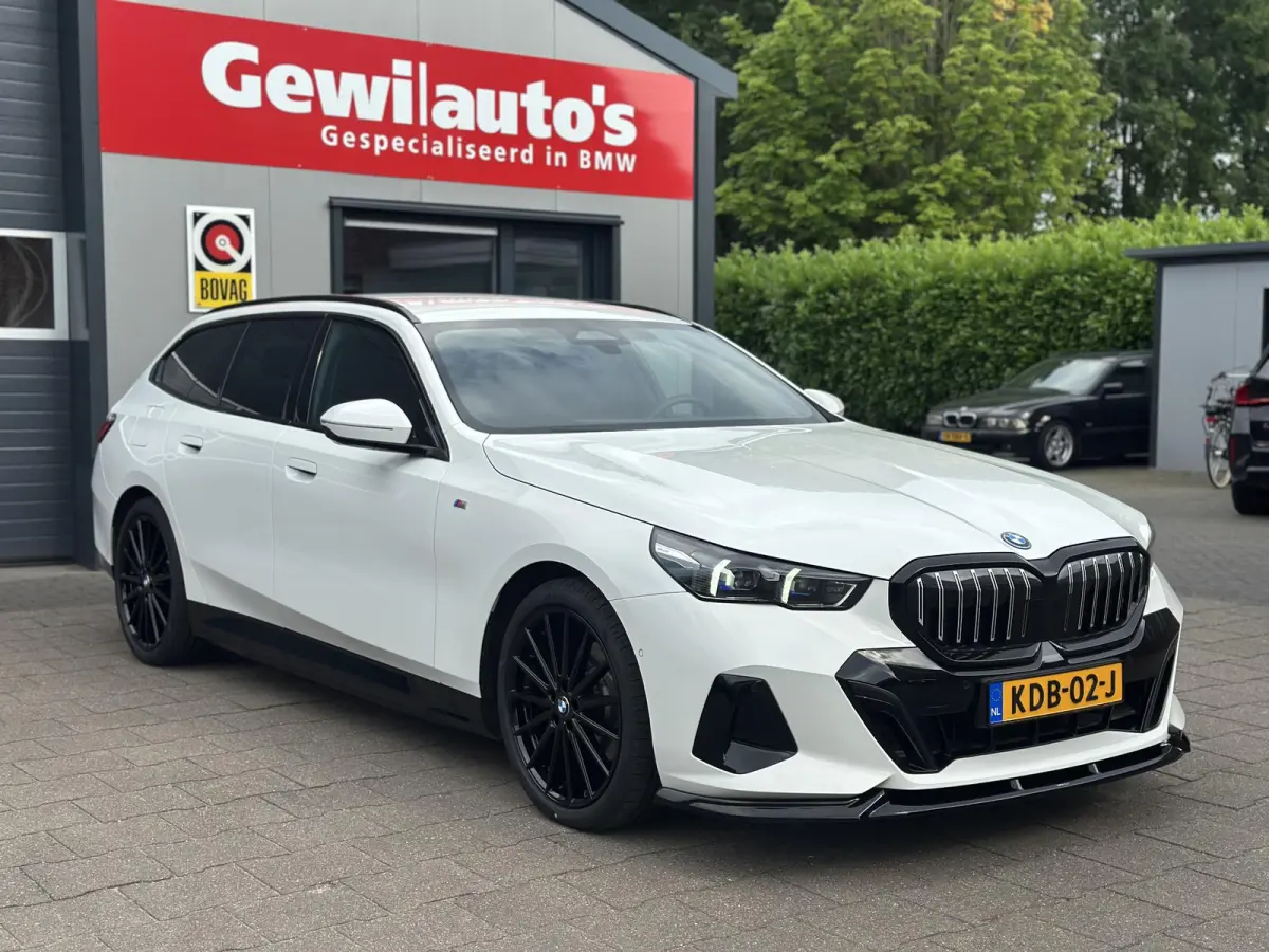 530e xDrive M-Sport