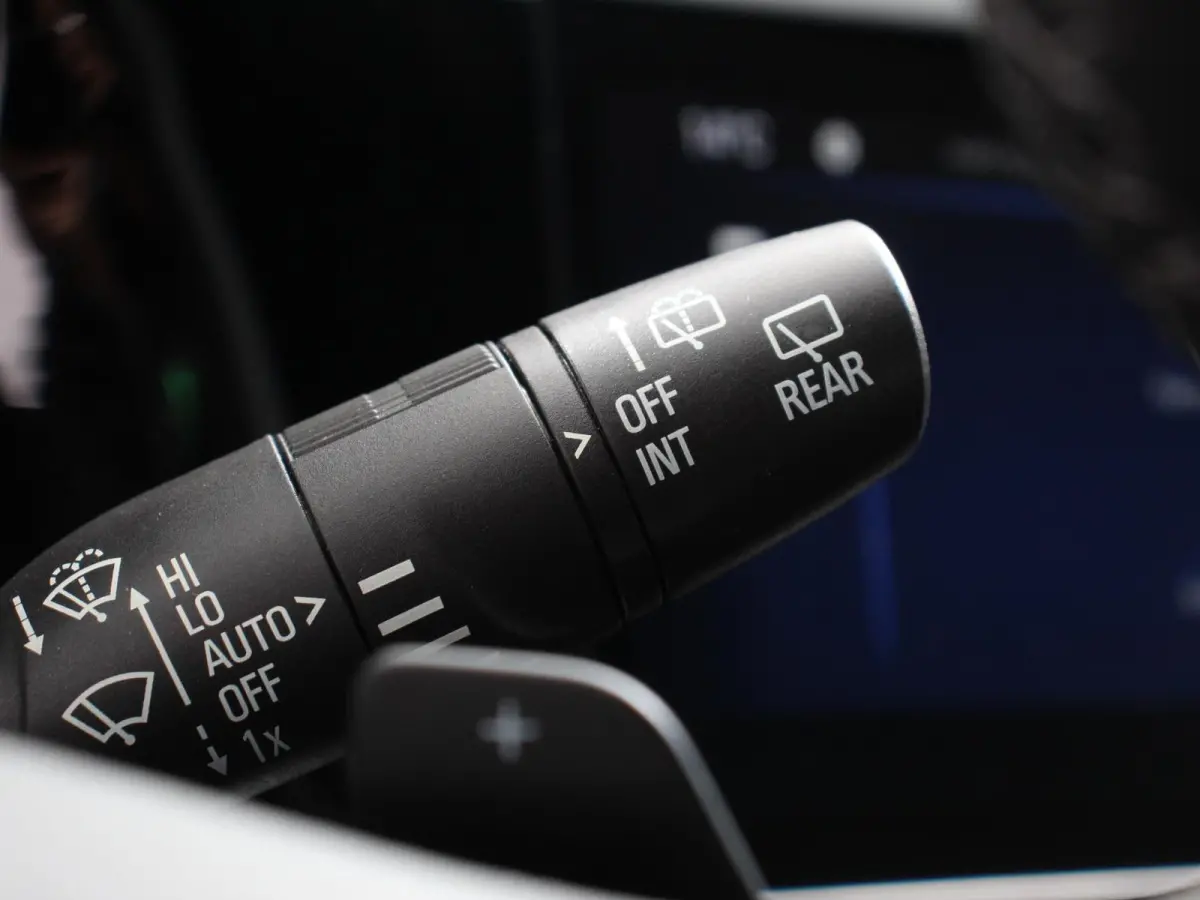 1.2 Turbo 100pk Automaat GS-Line Navigatie Apple Carplay/Android Auto Camera Airco Lichtmetalen Velgen Cruise control