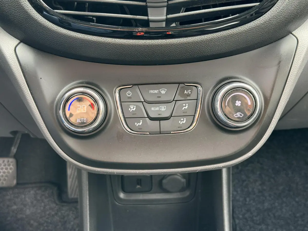 1.0 ecoFLEX Innovation | Airco | Cruise Control | Navigatie