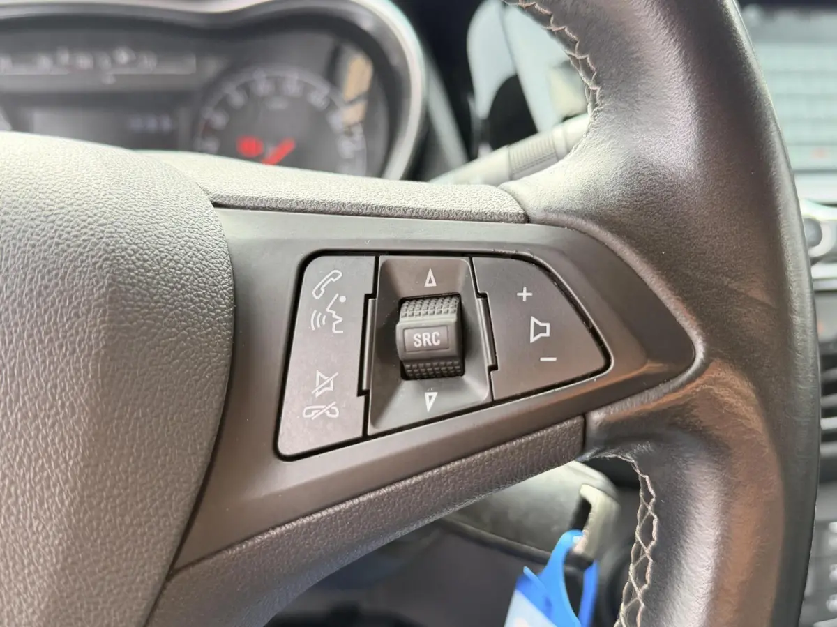 1.0 ecoFLEX Innovation | Airco | Cruise Control | Navigatie
