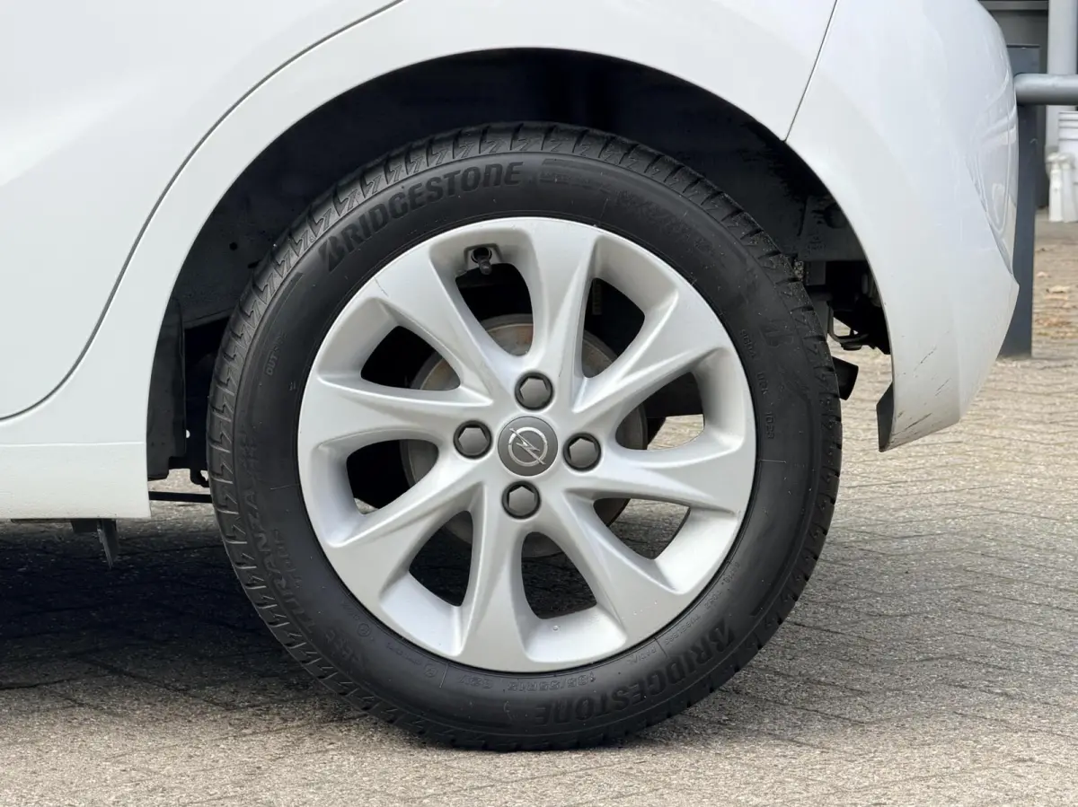 1.0 ecoFLEX Innovation | Airco | Cruise Control | Navigatie