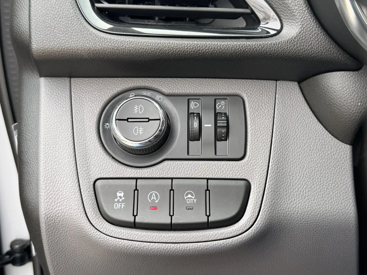 1.0 ecoFLEX Innovation | Airco | Cruise Control | Navigatie
