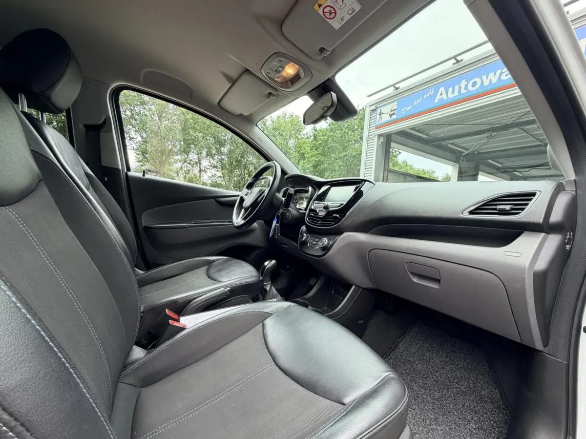 1.0 ecoFLEX Innovation | Airco | Cruise Control | Navigatie