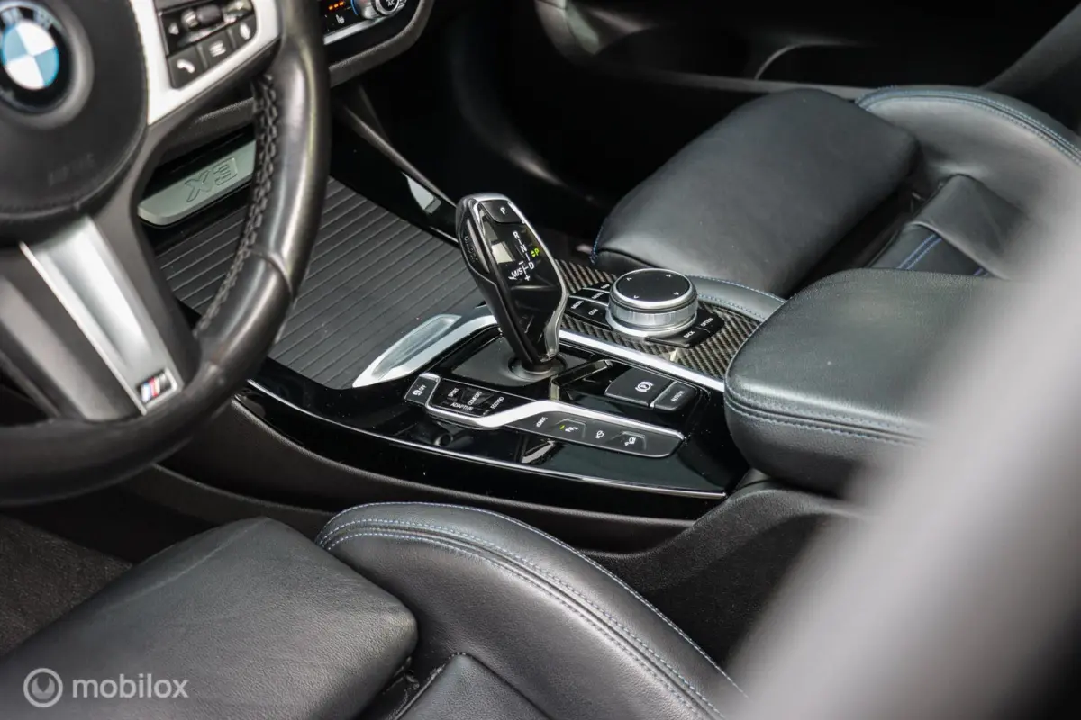 xDrive30e High Executive|M-Seats|PANO|H&K|HUD|Carbon|LED