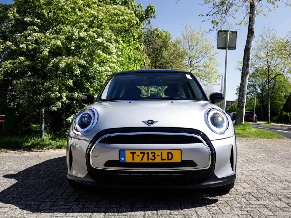 Mini 1.5 Camden Edition 1e-Eig. & Dealer-Onderh. BOVAG-Garantie. NL-Auto.