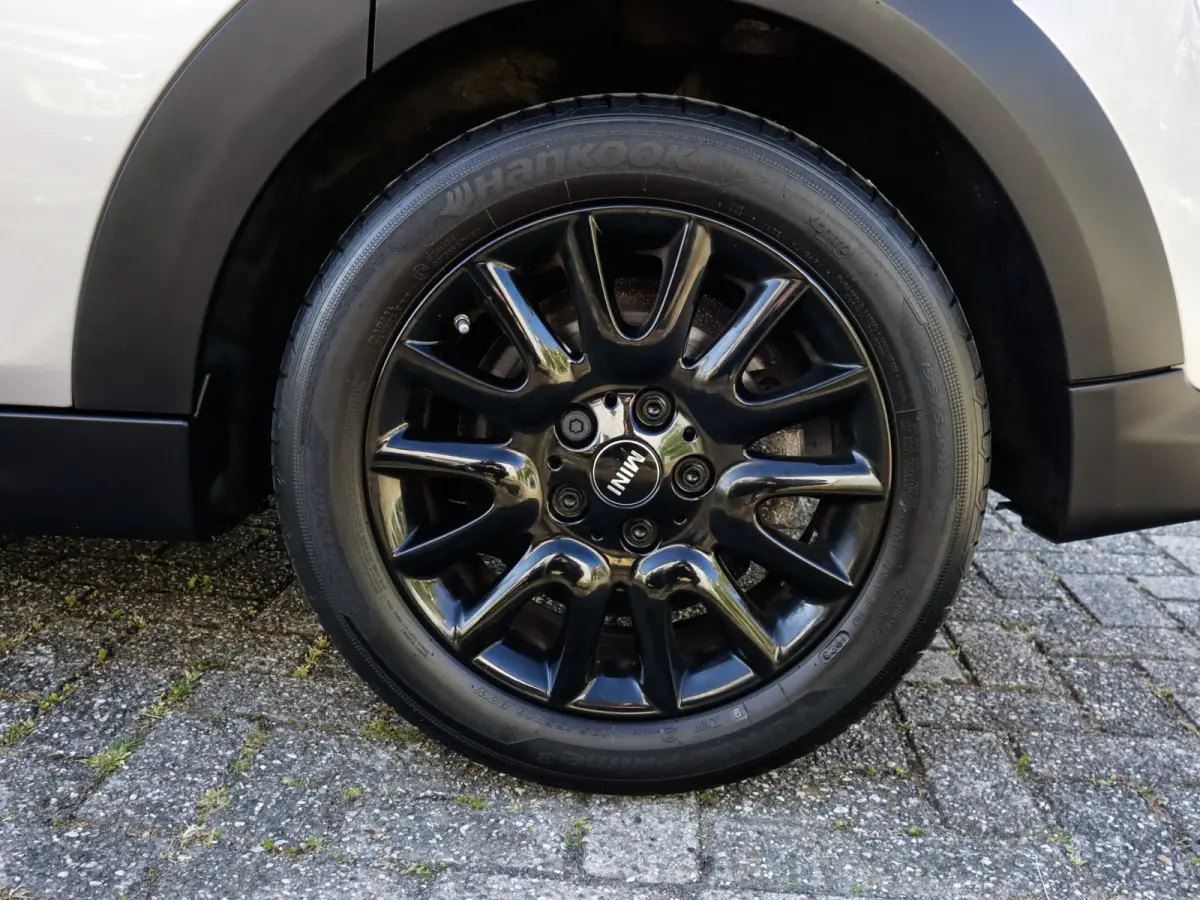 Mini 1.5 Camden Edition 1e-Eig. & Dealer-Onderh. BOVAG-Garantie. NL-Auto.