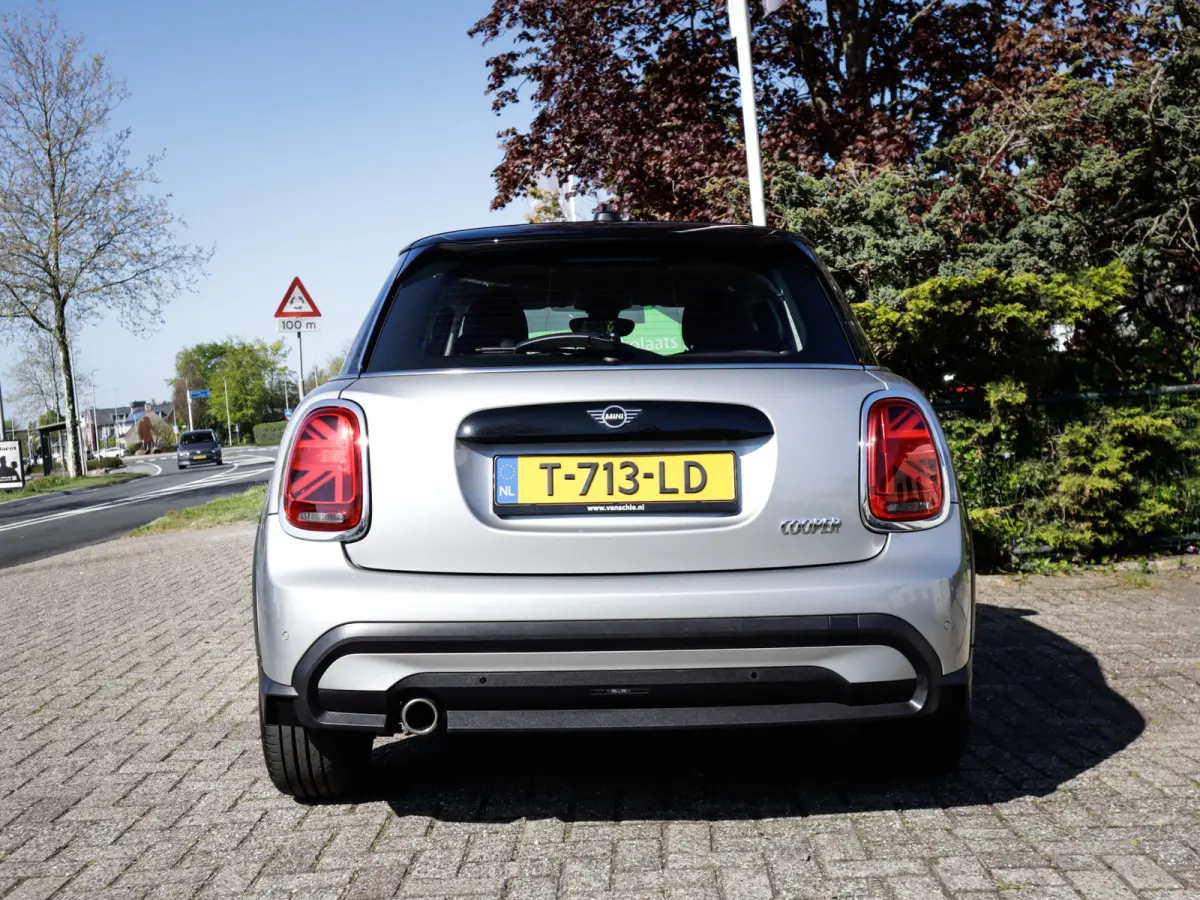 Mini 1.5 Camden Edition 1e-Eig. & Dealer-Onderh. BOVAG-Garantie. NL-Auto.
