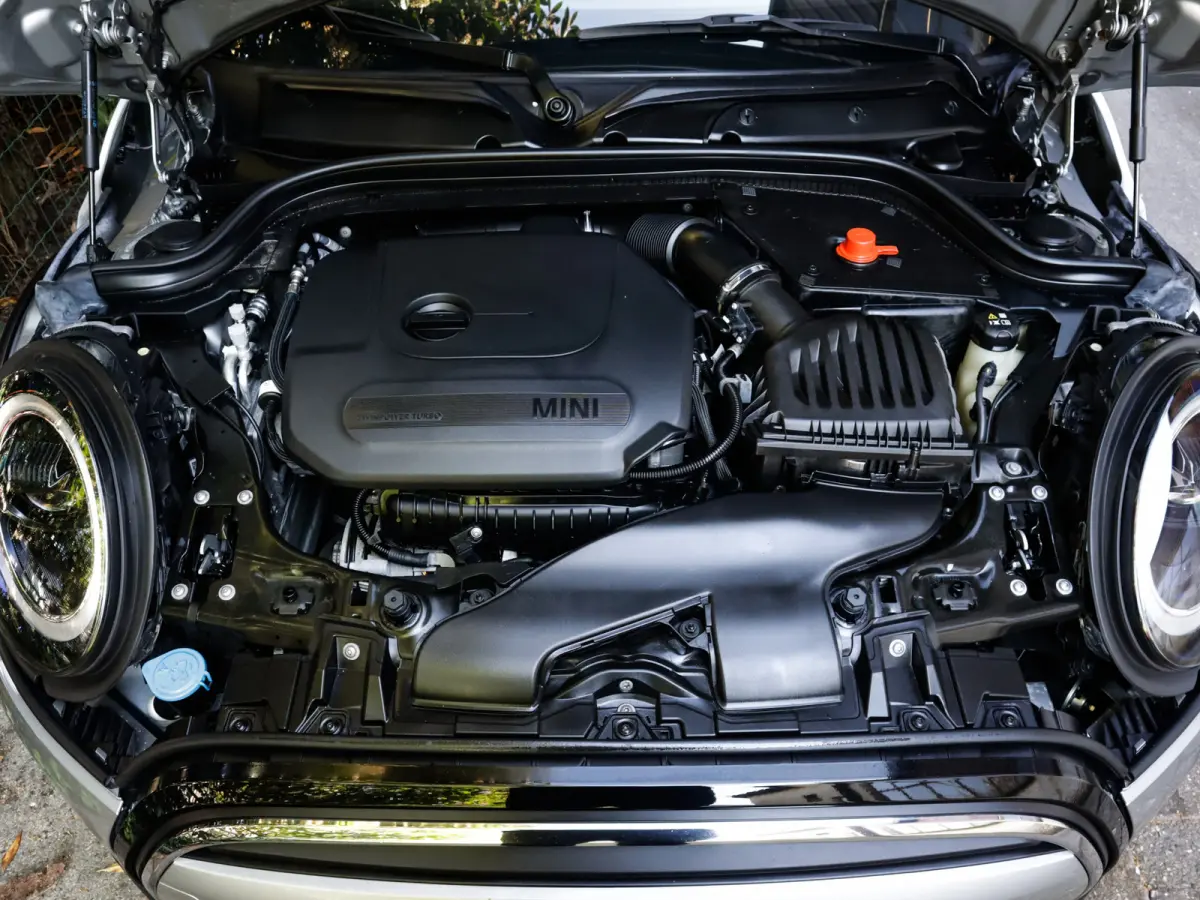 Mini 1.5 Camden Edition 1e-Eig. & Dealer-Onderh. BOVAG-Garantie. NL-Auto.