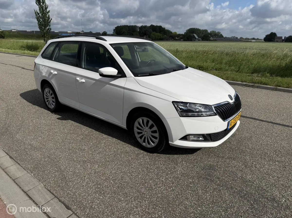 1.0 TSI Ambition Apple Carplay