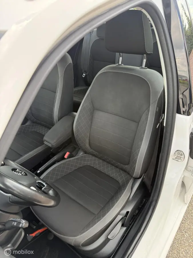 1.0 TSI Ambition Apple Carplay