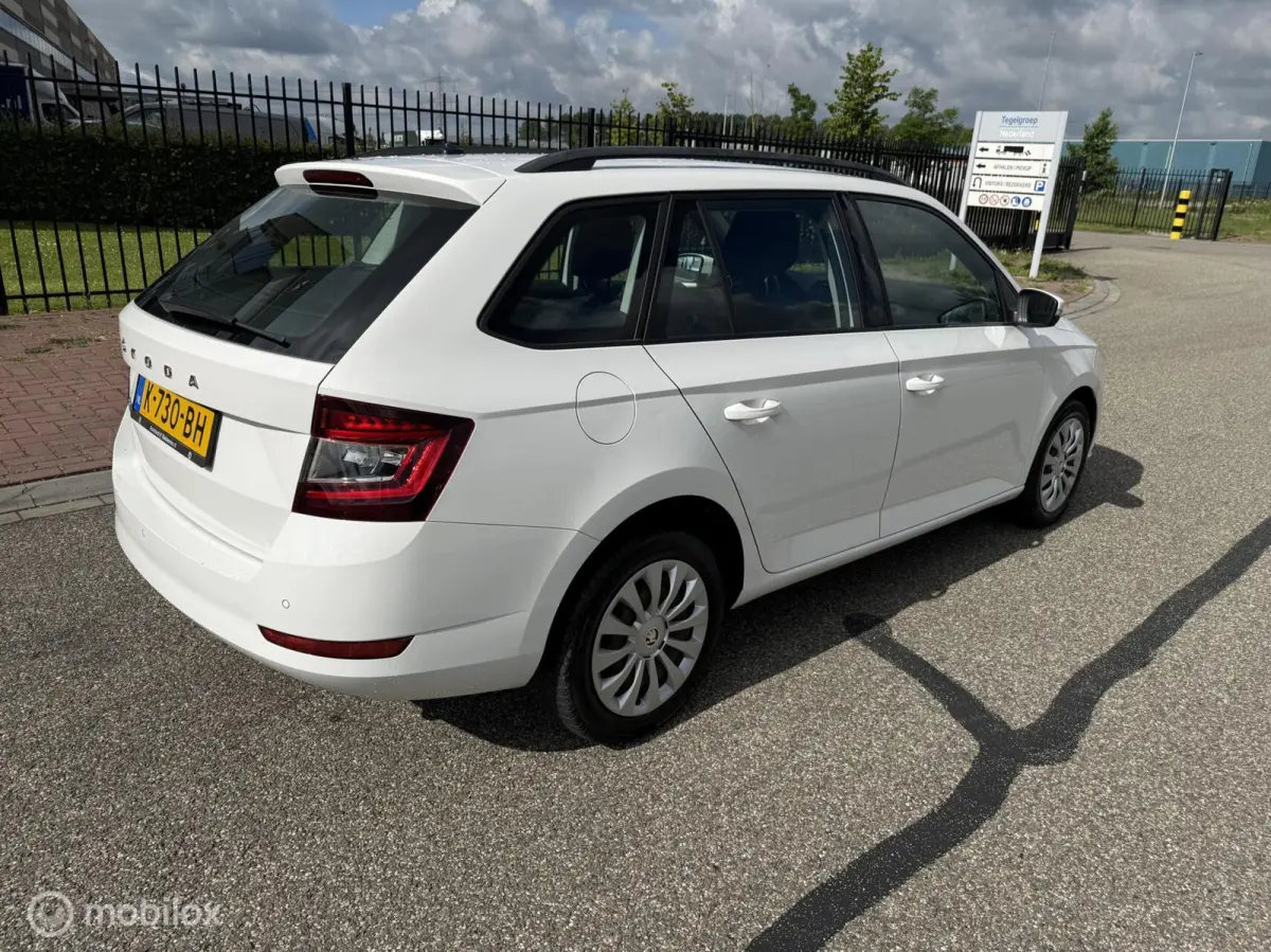 1.0 TSI Ambition Apple Carplay