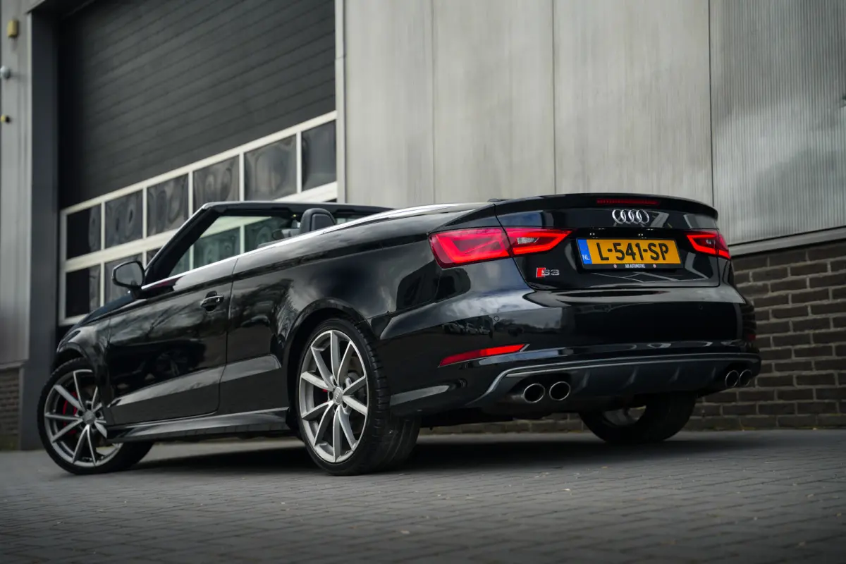 2.0 TFSI 301 pk S3 Quattro Pro Line Plus S-Line B&O-Sound/ RS-Stoelen/ Keyless/ Dynamic-Steering/ Stoel.Verw./ Park.Sens./ 19'' LMV