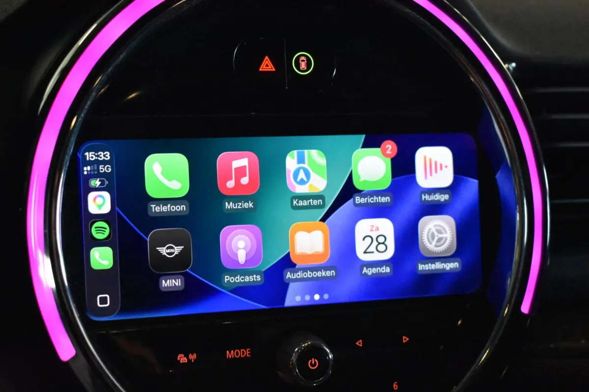 1.5 Cooper Business Ed. | Pano | LED | Carplay |
