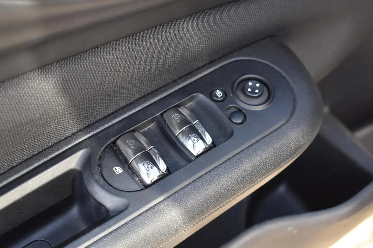 1.5 Cooper Business Ed. | Pano | LED | Carplay |