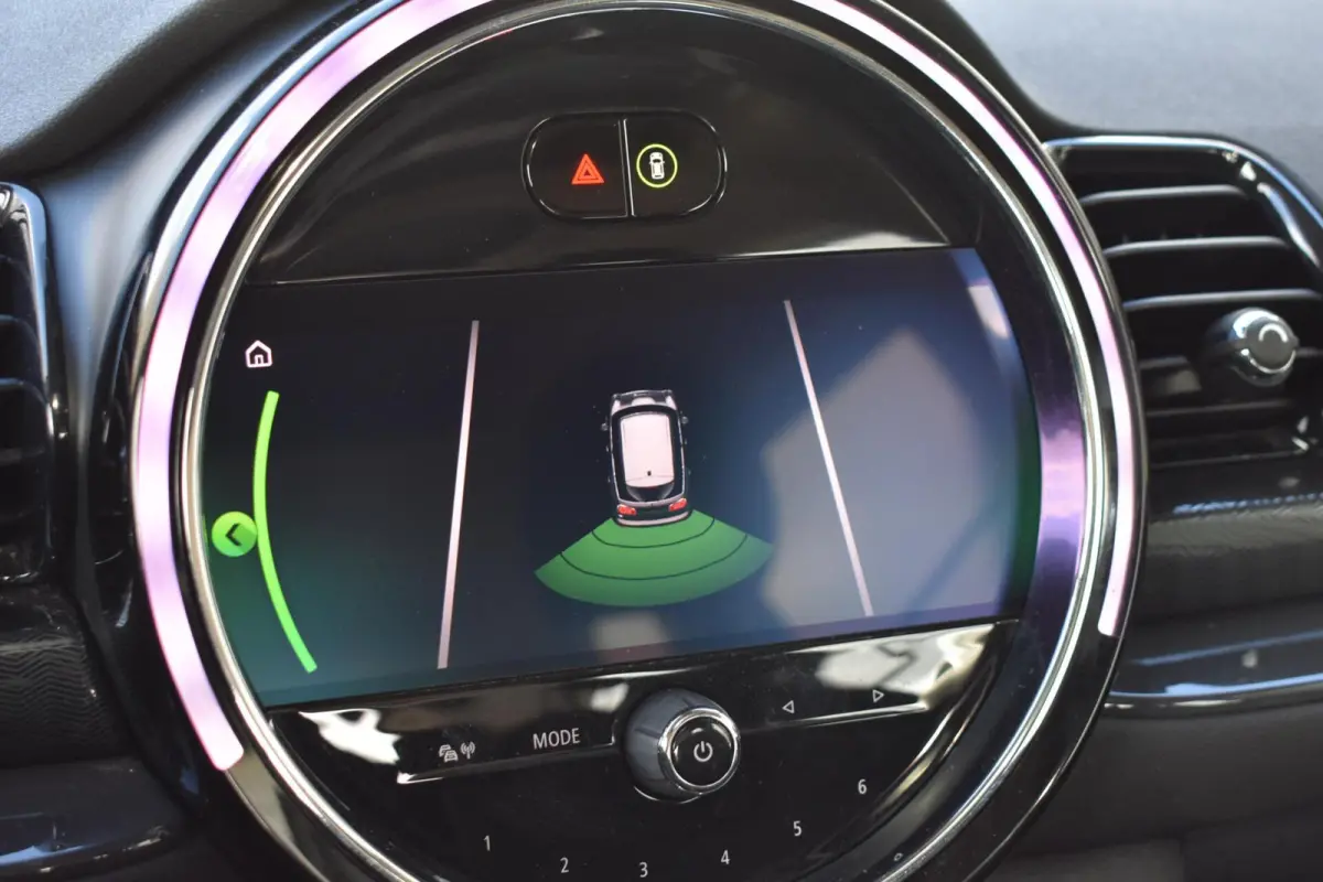 1.5 Cooper Business Ed. | Pano | LED | Carplay |