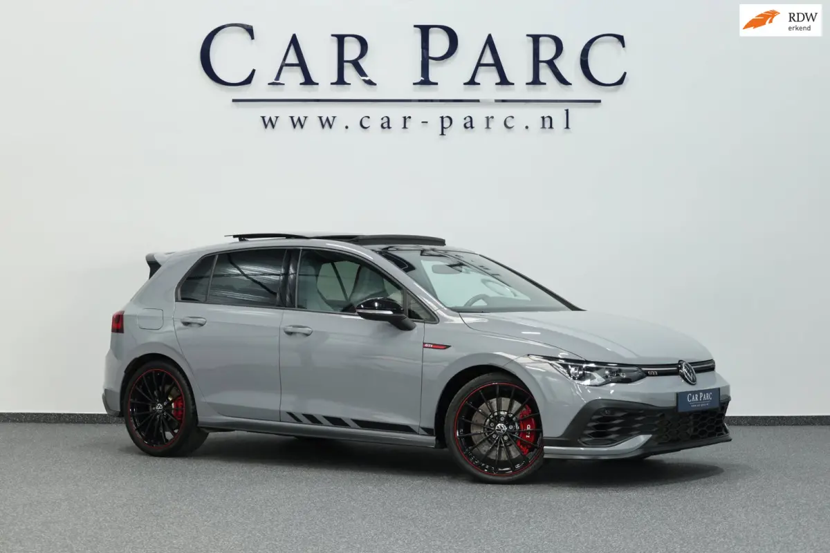 2.0 TSI GTI Clubsport 45 Jahre Edition 300+PK AKRAPOVIC/IQ/VIRTUAL/SFEER/PANO/LEER/CAM/LINE/ACC/12 MND GARANTIE!