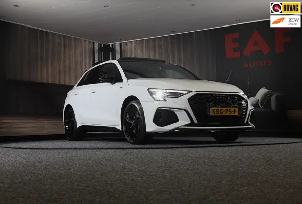 45 TFSI e RS3 Look / 245 PK / RS Zetels / B & O / Leder / Head Up / Open Pano / Matrix / Virtual Cockpit / Pdc