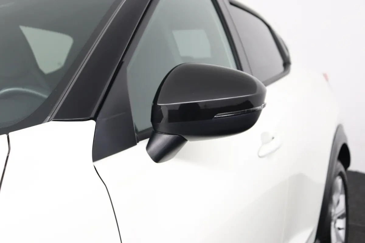 1.0 DIG-T N-Connecta | Parkeercamera | Climate Control |