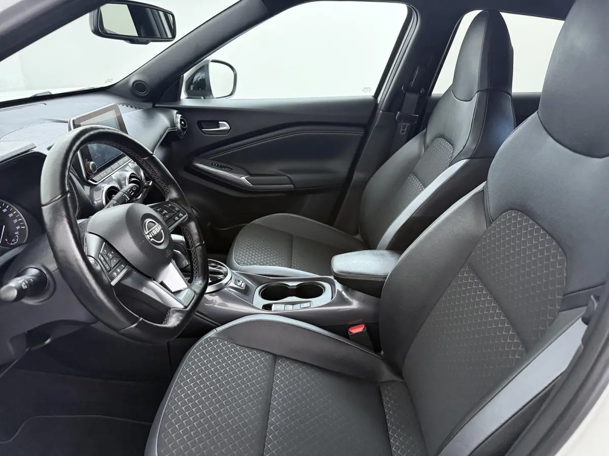 1.6 Hybrid N-Design | Stoel-, Stuur- & Voorruitverw. | | Parkeercamera | Navigatie |