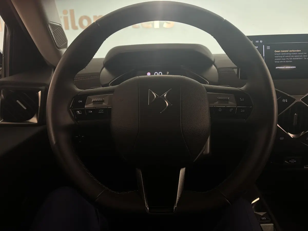 1.2 Hybrid 136 Edition France | 360 vision | Stoelverwarming | Alcantara | Apple Carplay - Android Auto